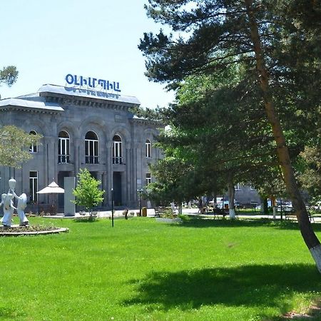 Jermuk Olympia Sanatorium Hotel Exterior photo